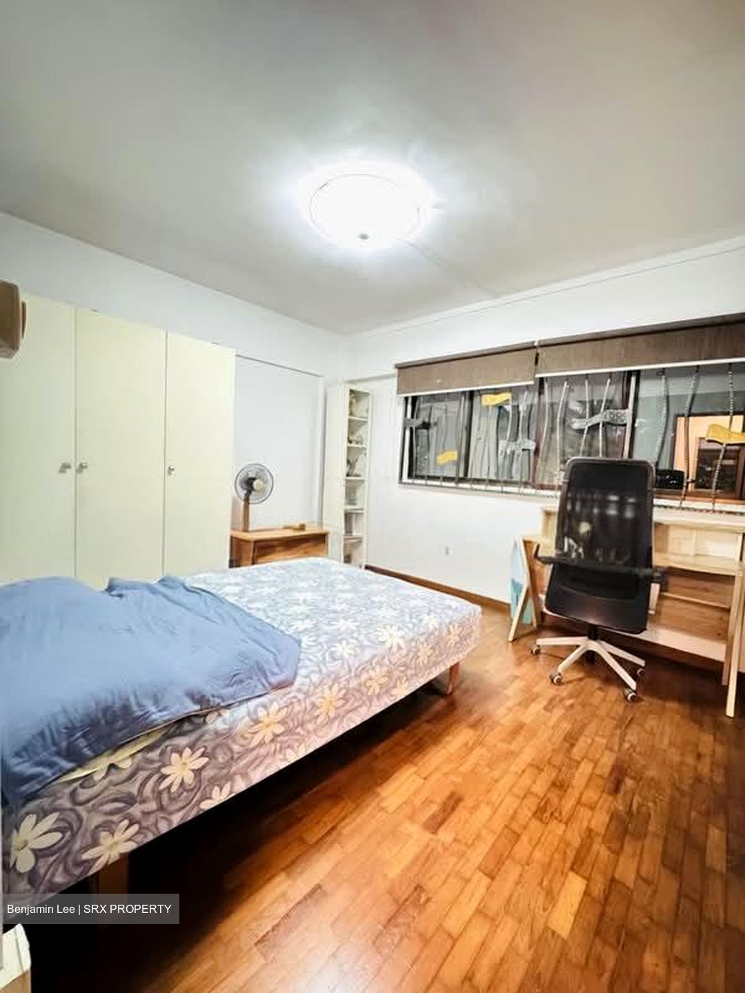 Blk 335 Jurong East Avenue 1 (Jurong East), HDB Executive #537235471